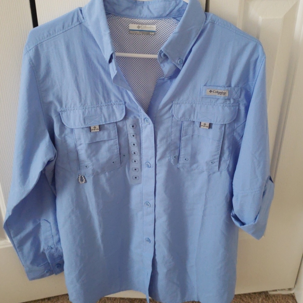 Light blue Columbia pfg shirt
